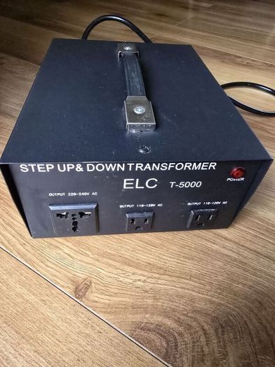 ELC 5000W Voltage 110V/220V Transformer - Step Up/Down - Circuit Breaker Protection