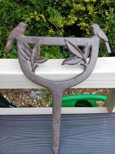 bird boot scraper