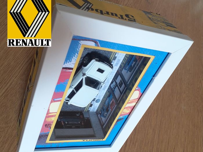 Renault Models Cars / Display Ornaments