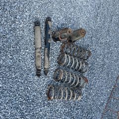 Land Rover Defender 90 Suspension Parts