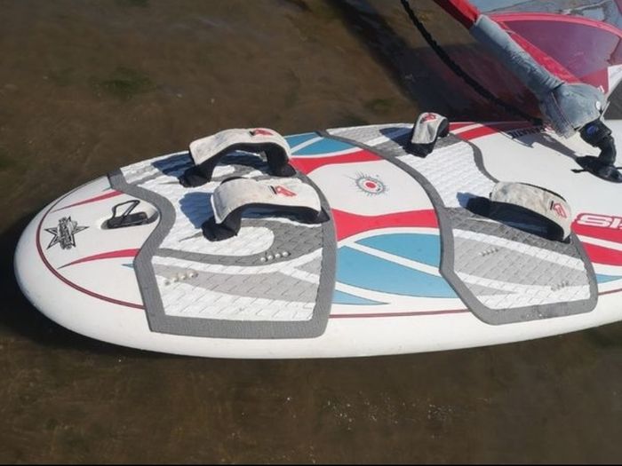 windsurfing kit fanatic shark 145 for beginners