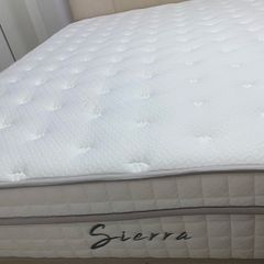 Des Kelly 5ft mattress