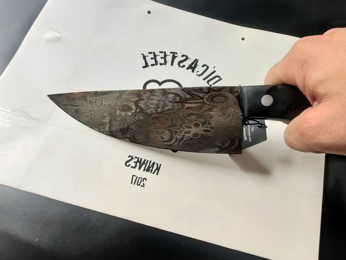 Chef Black Knife Skull Desing By Di'Casteel