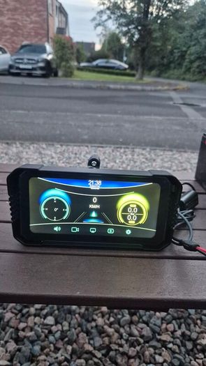 motorbike sat nav Dash cam recording Apple carplay android auto