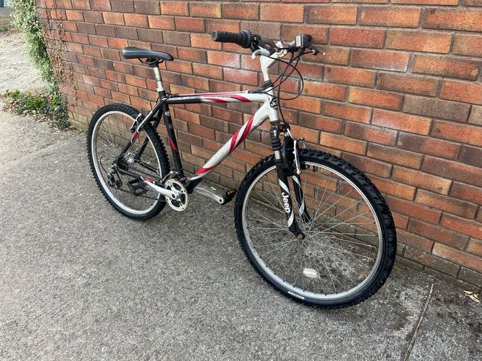 27.5 Inch Jeep Wrangler bike