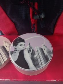 Coasters Manhatten Cafe ceramic lady in town 14 years old original gift box presents