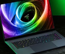 Razer Blade 16 (RTX 4090, Dual Mini-LED) - High-End Gaming Laptop