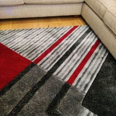 dark red rug 230 x 160 cm