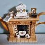 Rare Collectible   Royal Albert 'Old Country Roses' Large Classic Fireplace  Teapot by Cardew Design Image 2