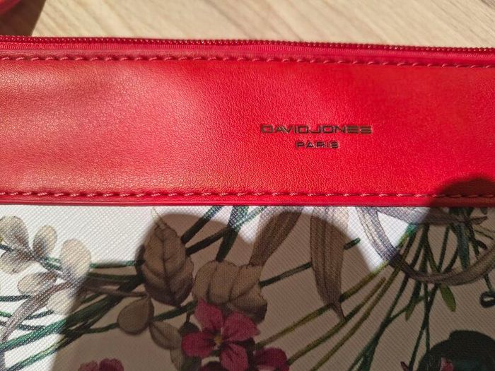 Floral occasion handbag