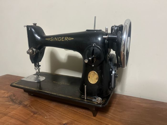 singer sewing machine 201k