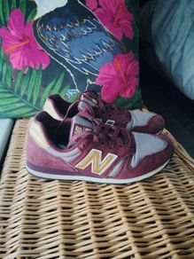 New Balance 373
