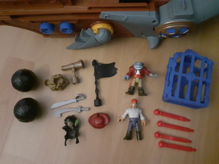 Imaginext Pirate Ship