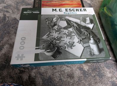 M.C. Escher Reptiles 1000 piece jigsaw puzzle