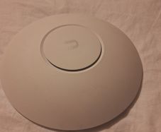 Unifi ACHD wifi5 with PoE injector