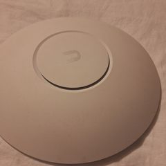 Unifi ACHD wifi5 with PoE injector
