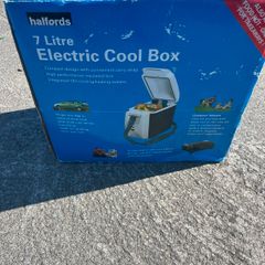 Halfords 7 Litre Electric Cool Box