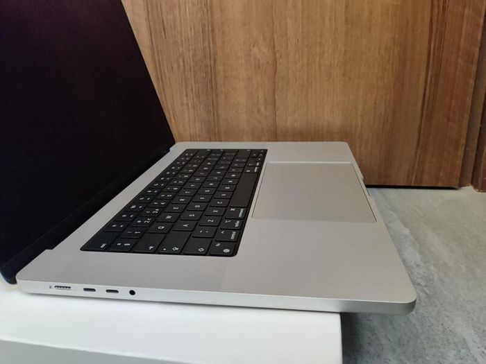 Apple MacBook Pro