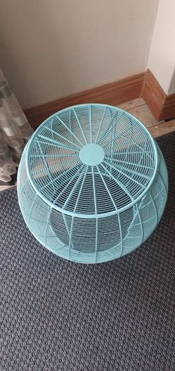 Indoor / Outdoor Metal Side Table
