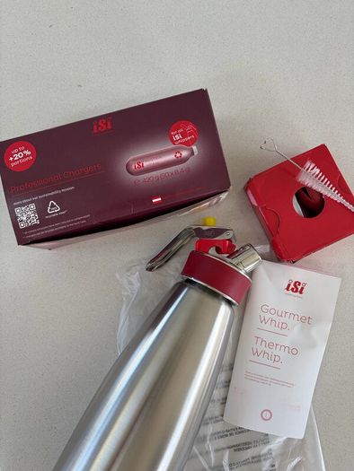 Brand New ISI GOURMET WHIP + 50 Gourmet Chargers