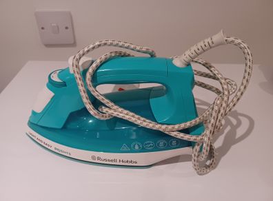 Russell Hobbs iron with ceramic plate
