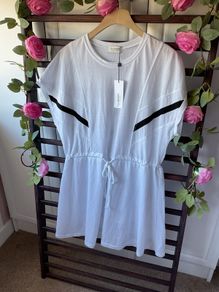 dress Bnwt Molly bracken white & black contrast dress sporty style
