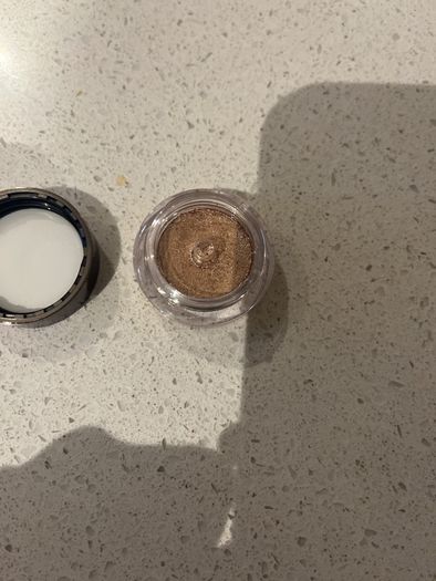 Hourglass Eye shadow