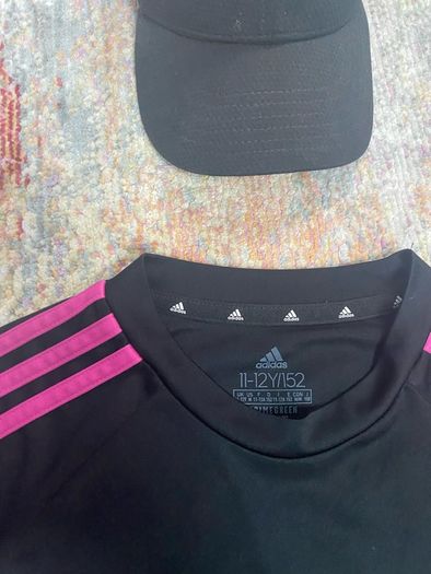 Adidas t-Shirt and under armour cap(great condition)
