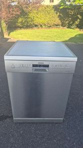 Dishwasher Siemens SN25M880GB with top cutlery shelf