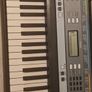Yamaha YPT 240 Keyboard Image 3