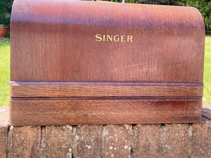 Singer Sewing Machine 1925