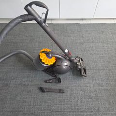 Dyson bagless hoover