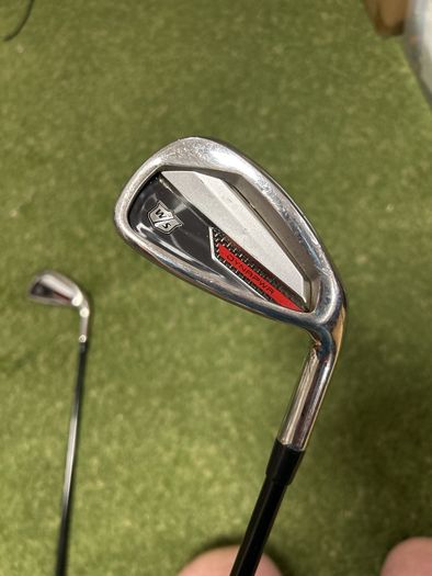 Wilson Dynapwr irons graphite