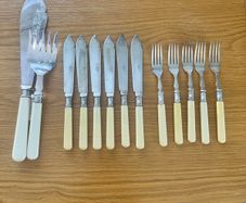 Vintage Fish Set