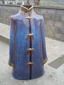 Stunning Kimono Style Vase, crack