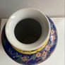 Very large vintage Japanese vase Image 9