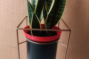 Plant Stand Solid Metal