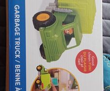 Bin truck