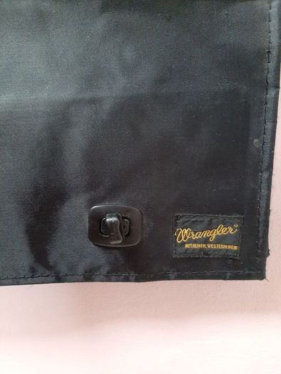 vintage wrangler crossover bag