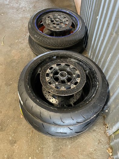 R6 pre injection