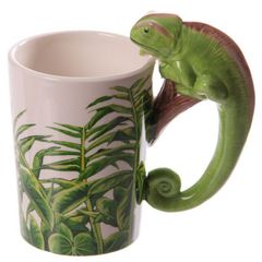 BRAND NEW Chameleon Ceramic Shaped Handle Mug