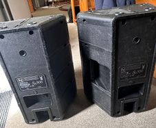 2x EV SX300 speakers