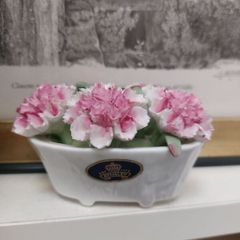 Aynsley, vintage pretty August birthday