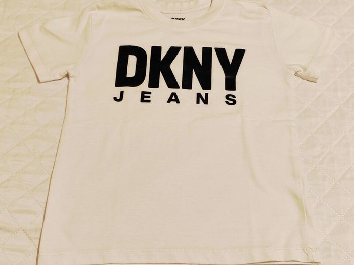 Boy's t-shirt bundle. Age 6