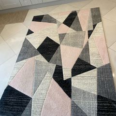 Abstract Geometric blush rug 160cm x 230cm