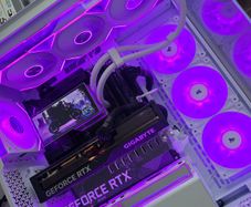 Pro Gaming Custom Pc 9950x3d Ddr5 4070ti