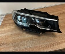 BMW 2021 3 series driver side headlight