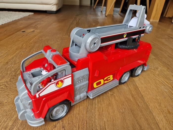 Paw Patrol - Marshall's Transforming Firetruck