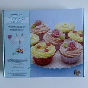 Cupcake Gift Set | Set of 13
