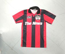 FREE POST Portsmouth 1995 (S)  Jersey Shirt ASICS Vintage Retro 1996 The NEws Kanye West Away Soccer Football England Away Small